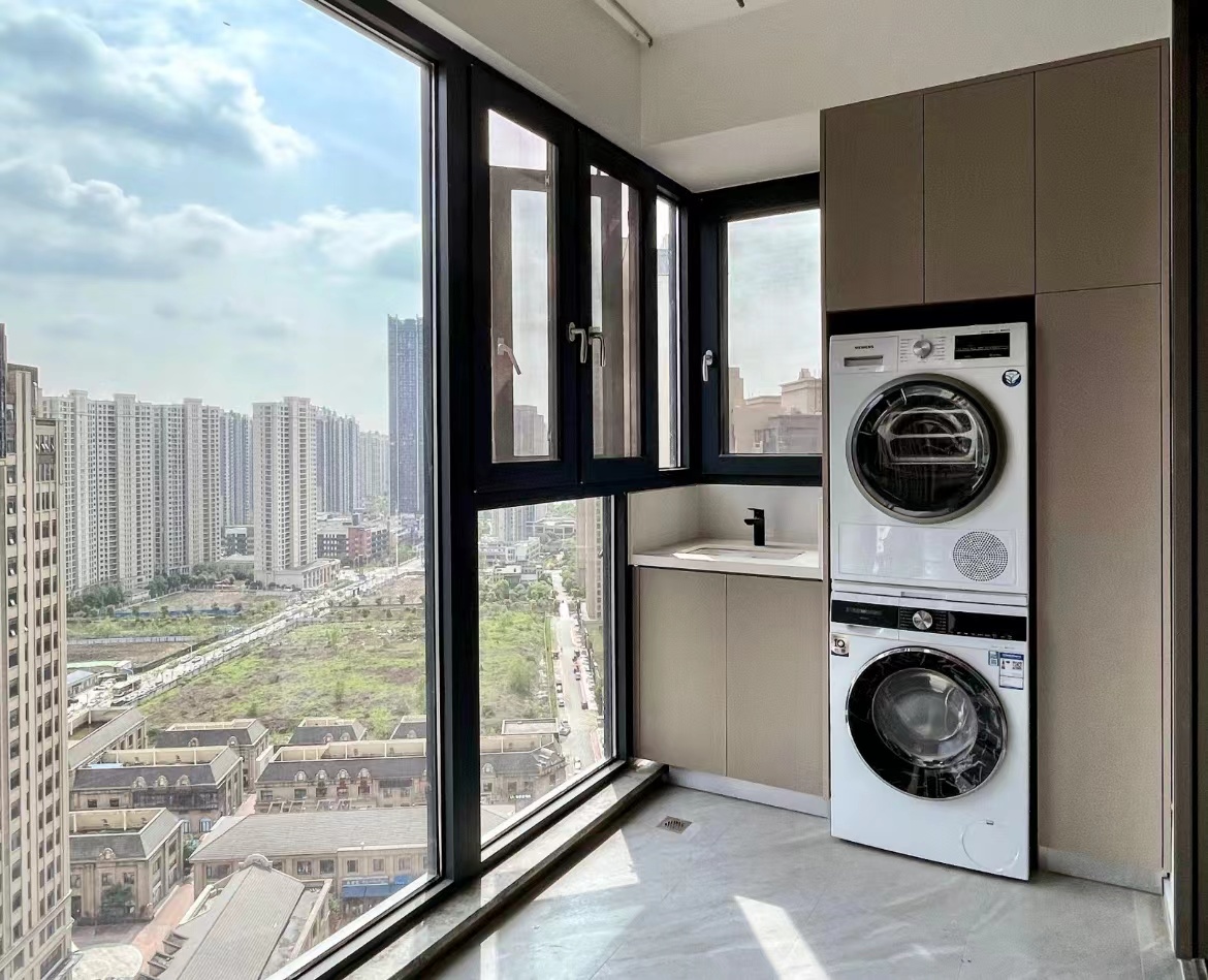 ?斷橋鋁門窗十大品牌：案例|陽臺這樣設計不僅顏值在線 實用率還超乎想象