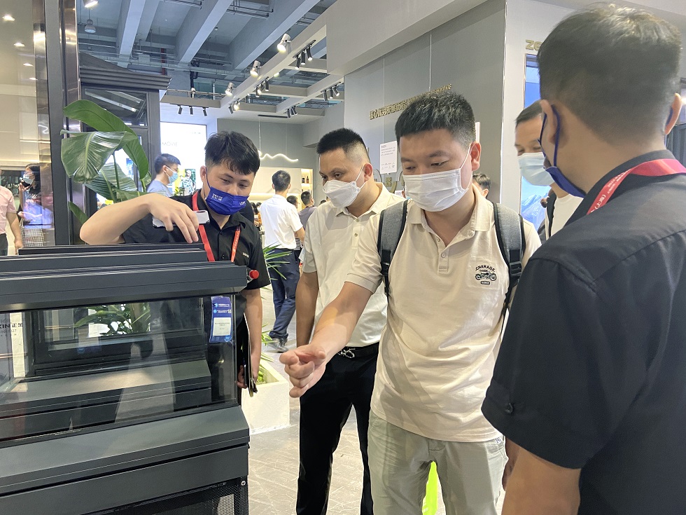門窗十大品牌 同頻共振 聚享未來(lái) 正金門窗重磅閃耀廣州建博會(huì)