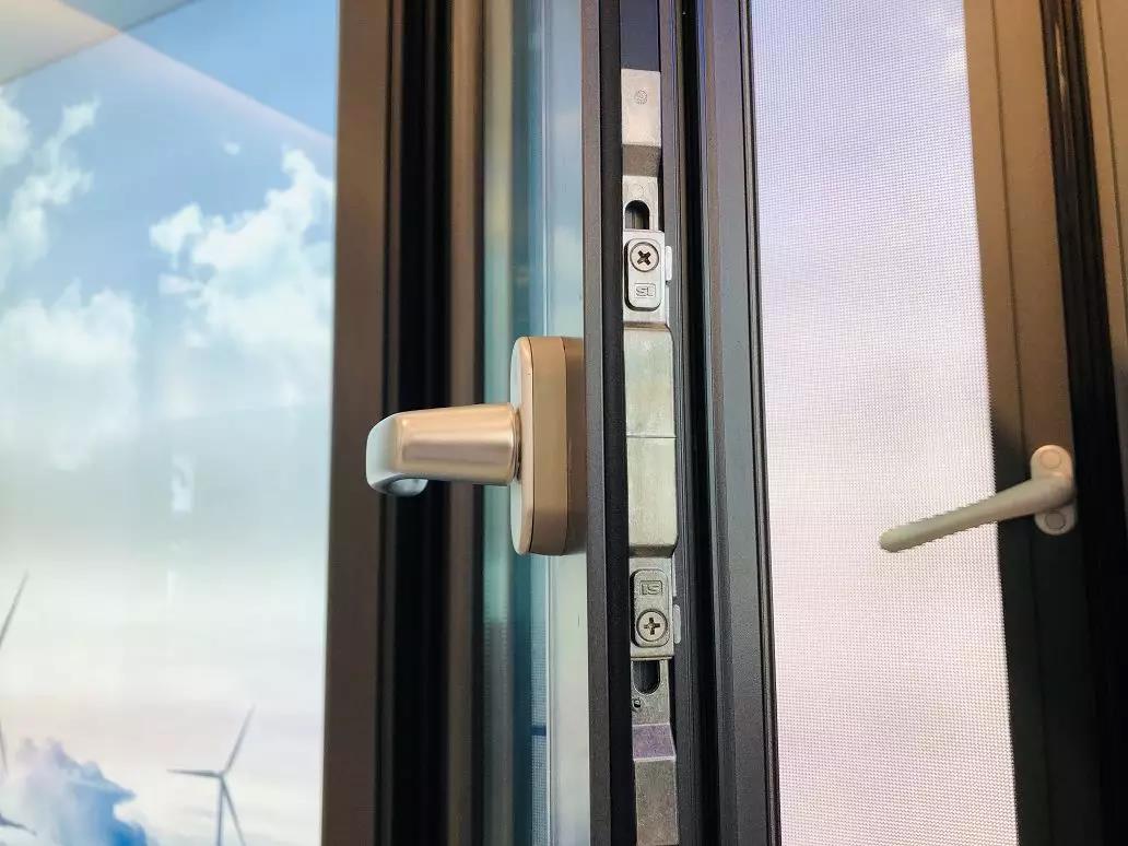  【產品測評】沿海防臺風神器——正金120固特-注膠斷橋平開窗系列